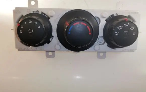 Renault Master III Climate control unit 275700007R