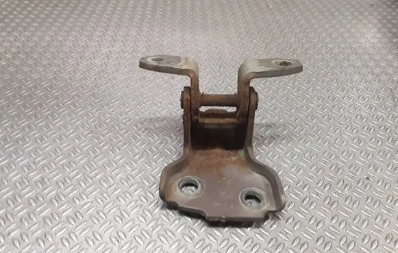 Nissan Pixo Front door lower hinge 