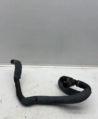 Coolant pipe/hose
