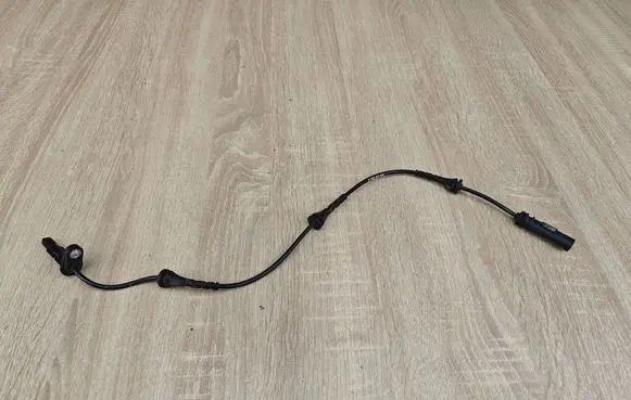 BMW 4 G22 G23 G24 G26 ABS rear brake sensor 6892609