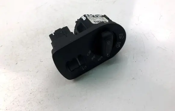 Audi A1 Light switch 8X1941531AH