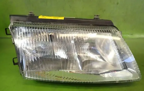 Skoda Octavia Mk1 (1U) Headlight/headlamp