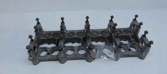 Mercedes-Benz Sprinter W906 Engine head 6110160504