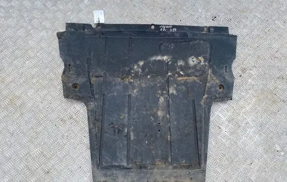 Renault Megane II Engine splash shield/under tray 8200563695 8200563696