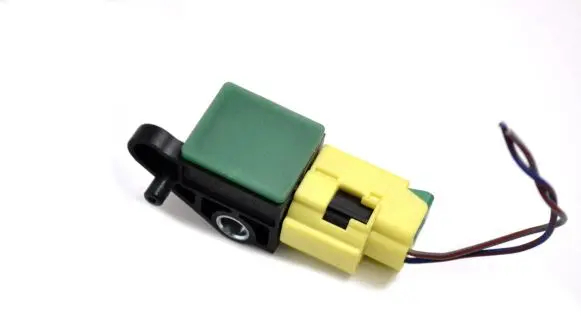 Volkswagen PASSAT CC Airbag deployment crash/impact sensor 8K0973323S