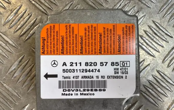 Mercedes-Benz E W211 Airbag control unit/module A2118205785 500311294474 D6V3L29EBS9