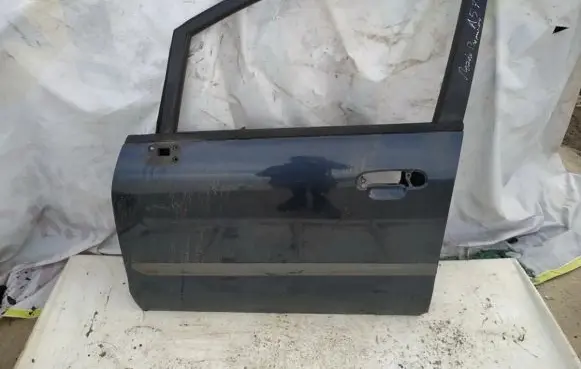 Mazda Premacy Front door