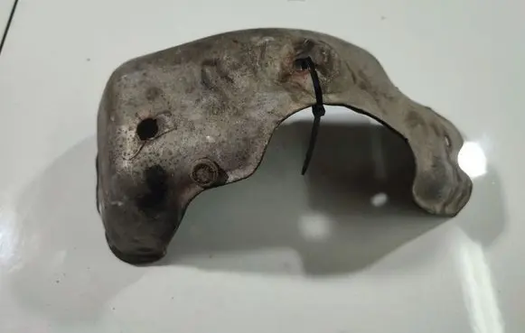 Nissan Pathfinder R51 Other exhaust manifold parts 