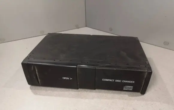 Ford Galaxy CD/DVD changer 95VW18C849BA 110696