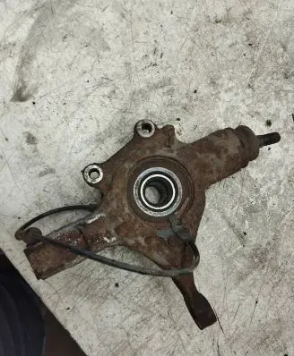 Citroen C4 I Front wheel hub spindle knuckle
