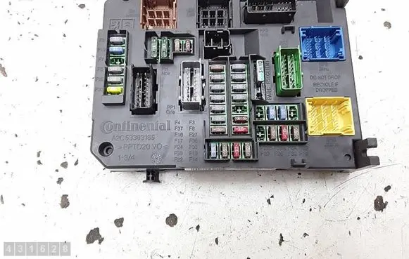 Citroen DS4 Fuse box set 9665547480 BSIQ0300