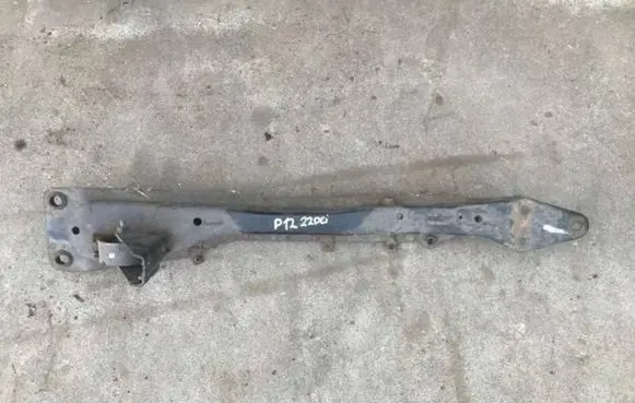 Nissan Primera Front axle beam 