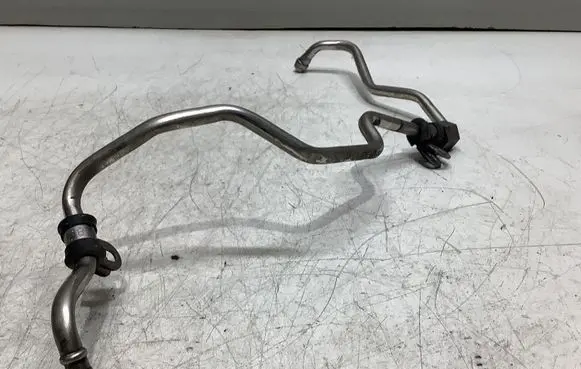 Audi A4 S4 B8 8K Turbo turbocharger oiling pipe/hose 03G145771Q