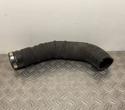 Intercooler hose/pipe
