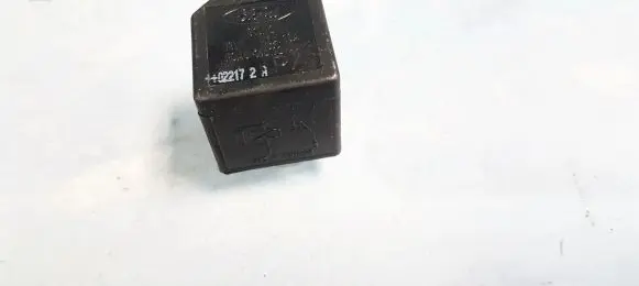 Ford Mondeo Mk III Other relay f0ab14b192aa f0ab-14b192-aa