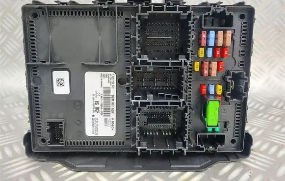 Ford Kuga III Fuse module LX6T15604BCF