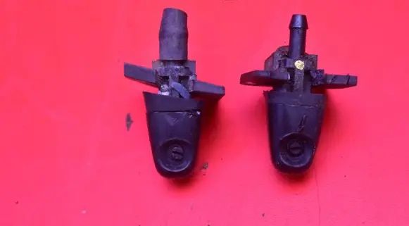 Mazda 6 Windshield washer spray nozzle 