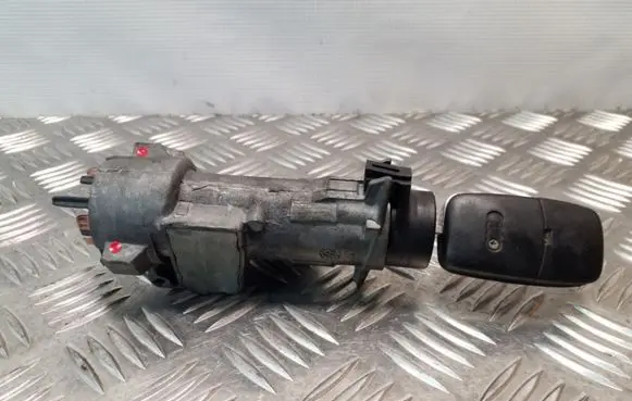 Audi A4 S4 B6 8E 8H Ignition lock 4B0905851C