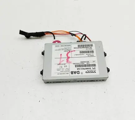 Volvo V40 HiFi Audio sound control unit 31667912 31667912AA