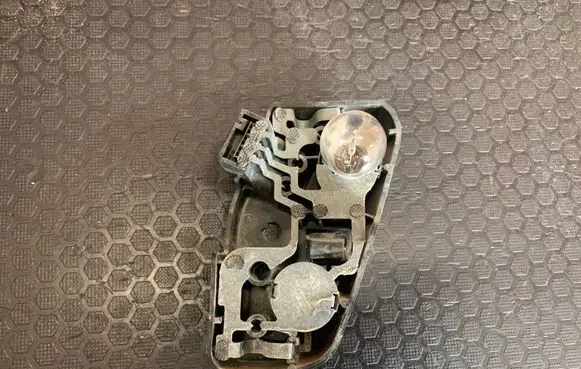 BMW 3 E46 Tail light bulb cover holder 388570R