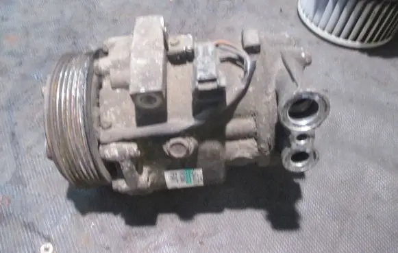 Fiat Grande Punto Air conditioning (A/C) compressor (pump) 51803075 04485306762 R134A