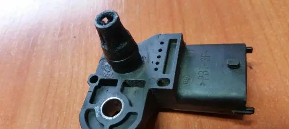 Opel Vectra C Air pressure sensor 0281002845