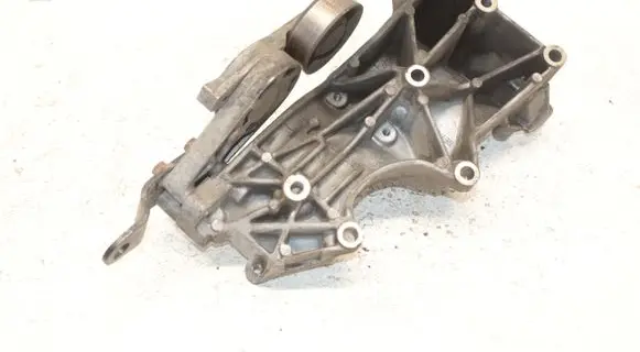 Audi A6 S6 C6 4F Generator/alternator bracket 06D903143D