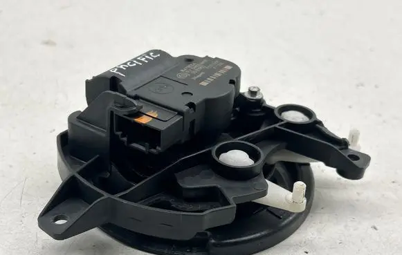 Chrysler Pacifica Air flap motor/actuator 16478554 3093903 POT320