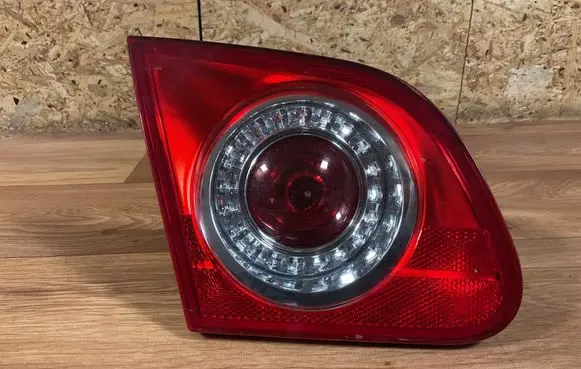 Volkswagen PASSAT B6 Rear/tail lights 3C5945093E