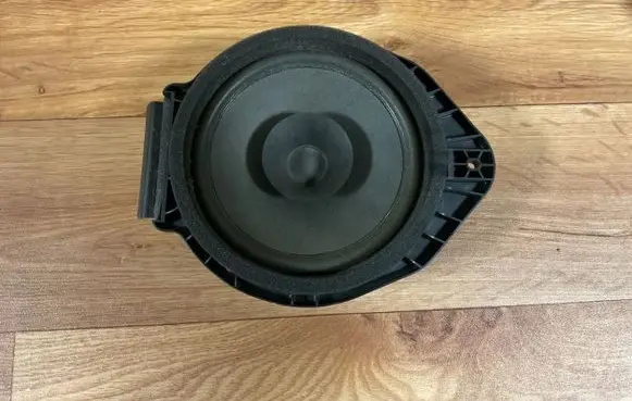 Opel Insignia A Rear door speaker 13240952