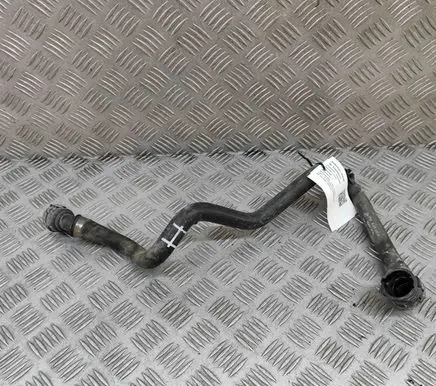 Engine coolant pipe/hose