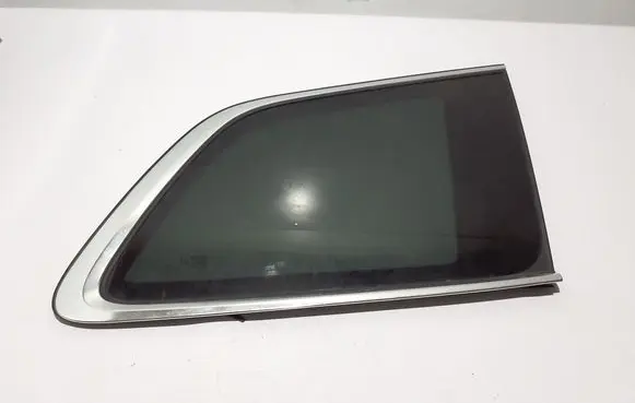 Volvo XC90 Rear side window 32206908