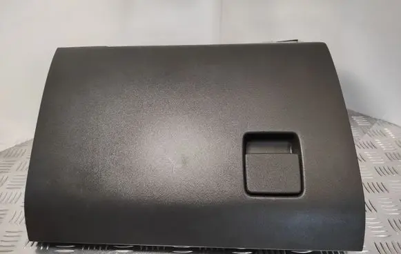 Opel Vectra C Glove box 13151852 460029937