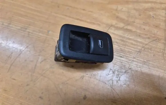 Dodge Nitro Electric window control switch 0227A