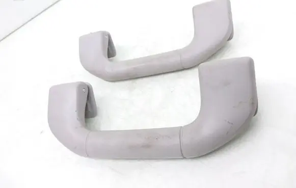 Mercedes-Benz C W204 Front interior roof grab handle A2048100051