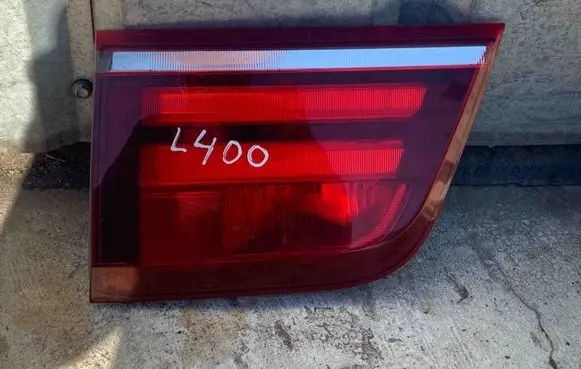 Tailgate rear/tail lights