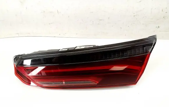 BMW 8 G14 Tailgate rear/tail lights 2060020211 H8744578013
