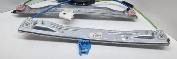 Citroen C3 Picasso Front door window regulator with motor 9672210680