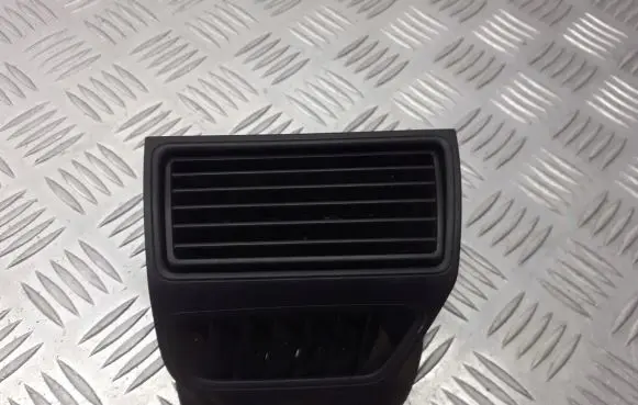 Fiat Punto (188) Dashboard air vent grill cover trim 