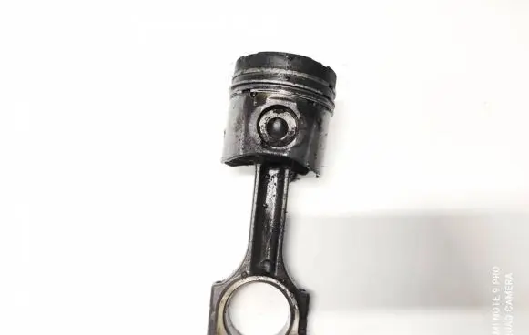 Renault Espace III Piston with connecting rod