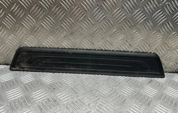 KIA Sportage Front sill trim cover 858833U010