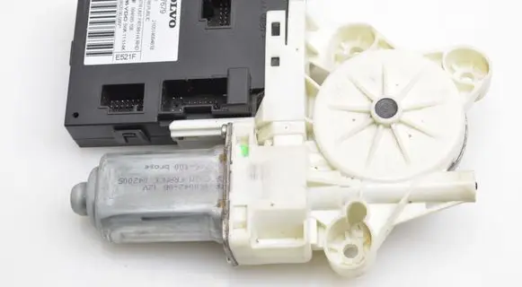 Volvo S40 Front door window regulator motor 30737679