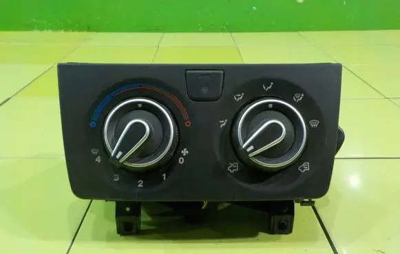Peugeot Boxer Other switches/knobs/shifts A72000500 XP202