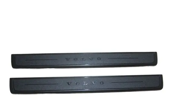 Volvo XC40 Side skirt front trim 31484194