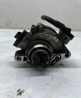 Ford Focus Vacuum pump 9684786780 2A2202X 0626