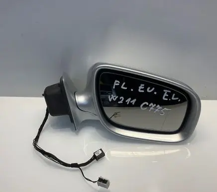 Mercedes-Benz E W211 Front door electric wing mirror 