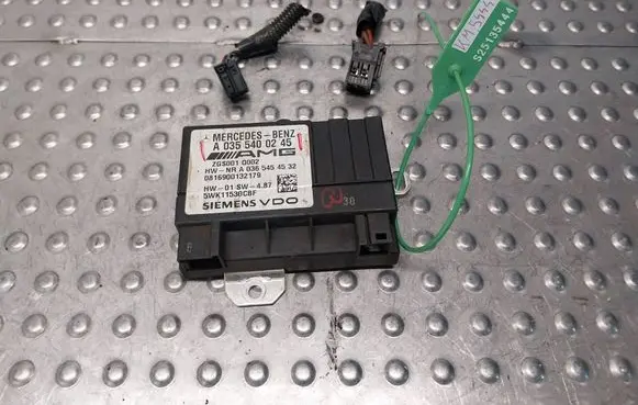 Mercedes-Benz C W204 Fuel injection pump control unit/module A0355400245