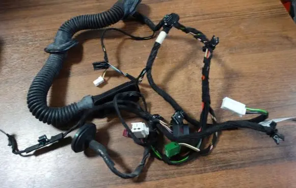 Mercedes-Benz GLB x247 Airbag deployment crash/impact sensor