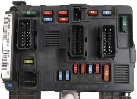 Citroen C3 Fuse module 9643498880 T118470003G