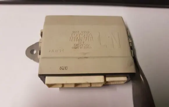 Lexus GS 250 350 300H 450H Door control unit/module 8922330110